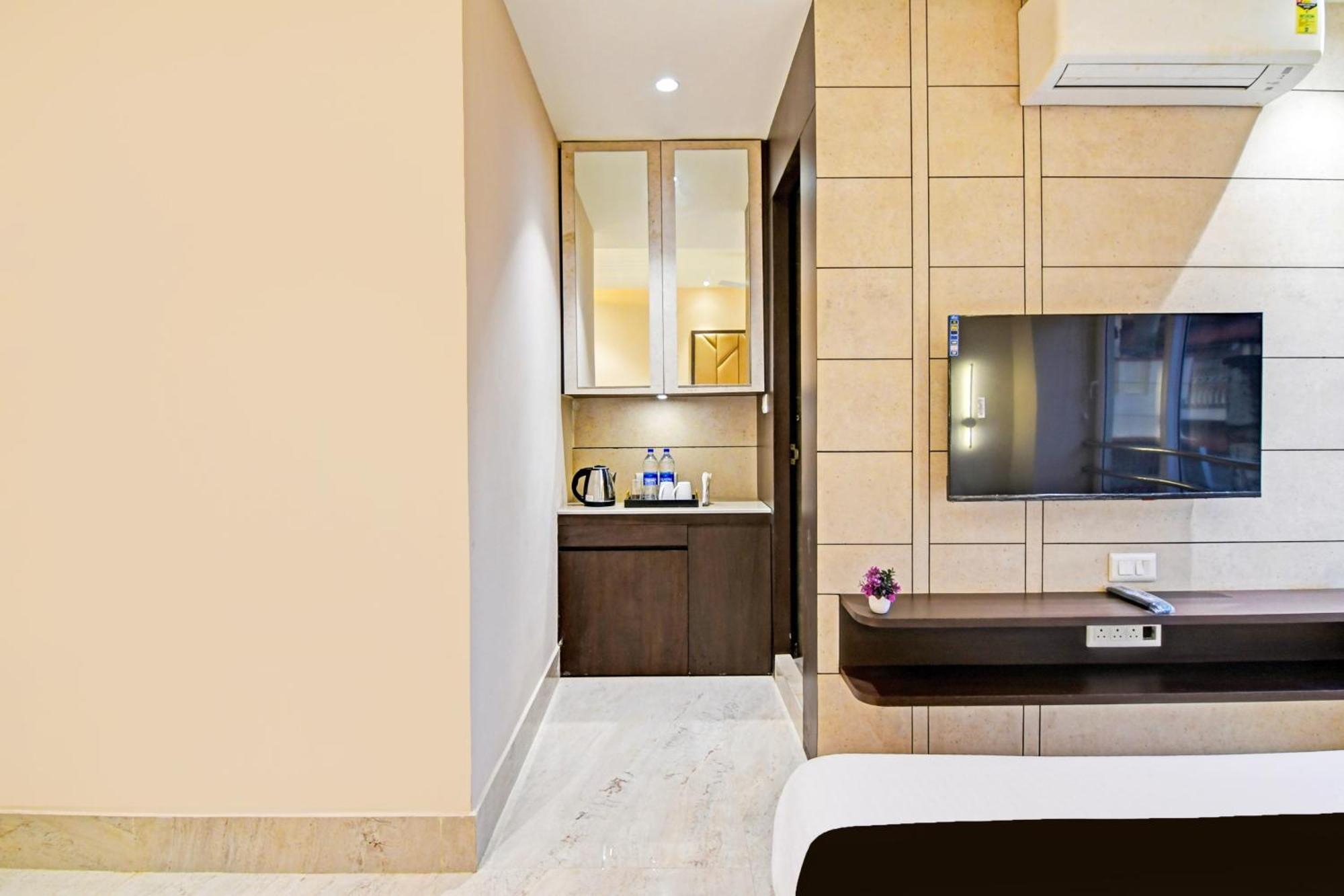 Super Hotel O Samotel Καλκούτα Εξωτερικό φωτογραφία